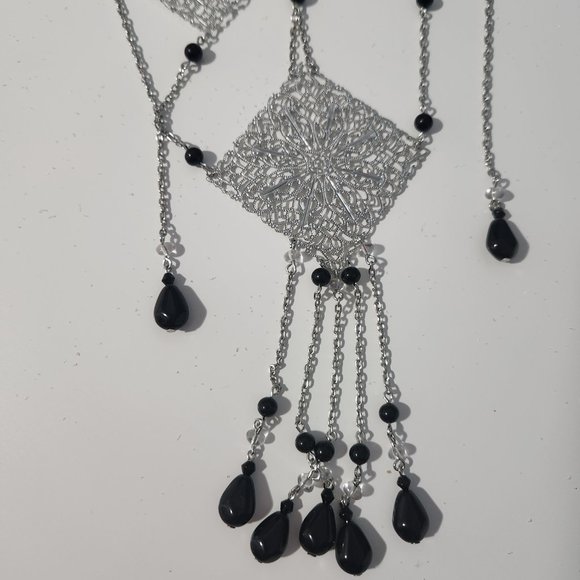 Replica Sharon Tate 60s Inspired Statement Lariat Necklace - Picture 7 of 7